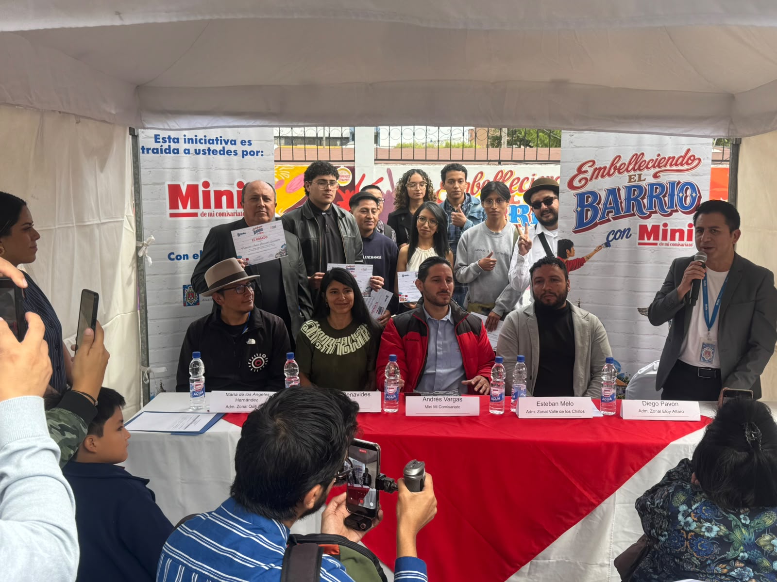 EMBELLECIENDO EL BARRIO 10